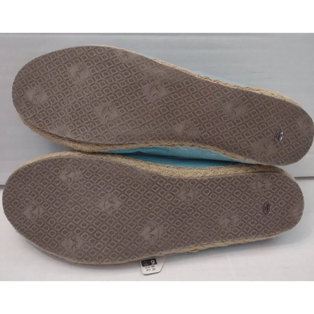 Freewaters Womens Blue Slip On Canvas Espadrille Shoes Size 9 NWT